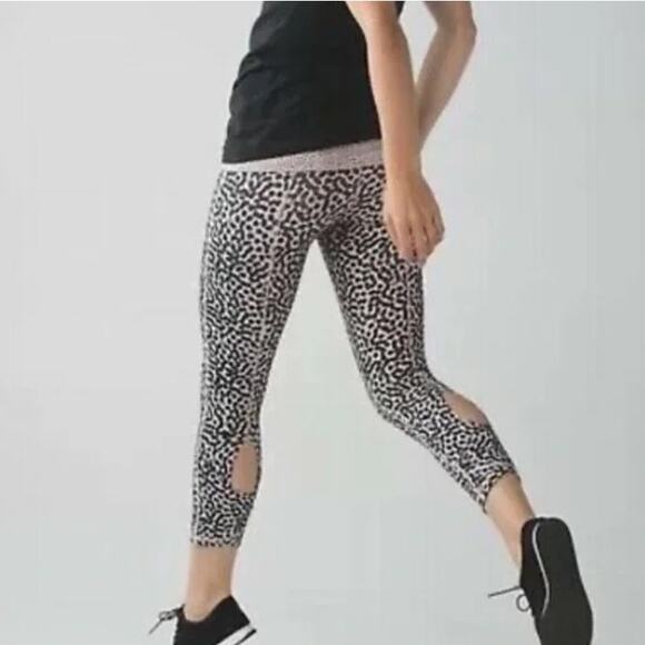 Lululemon Wunder Under So We Dance Leggings Skirt Cover - Picture 1 of 8
